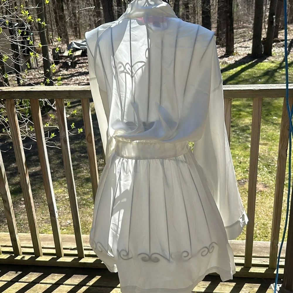 Victoria’s secret’s robe​ - Picture 4 of 4